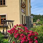 Pod Lipou Loučovice