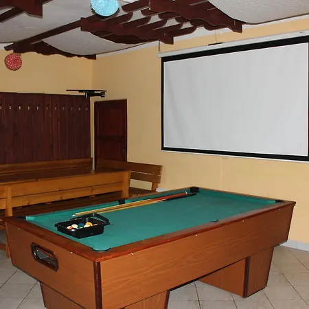 بيت ضيافة Pod Lipou Loučovice