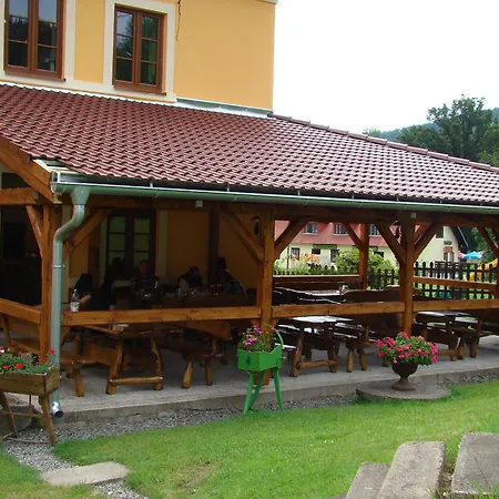 Guest house Pod Lipou 3*