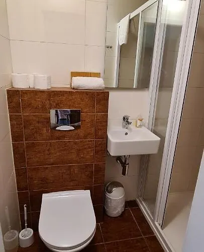Konukevi Pod Lipou